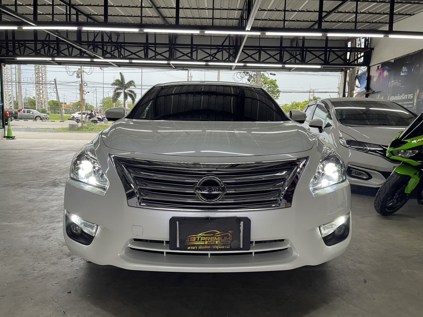 รีวิวไฟหน้าโปรเจคเตอร์