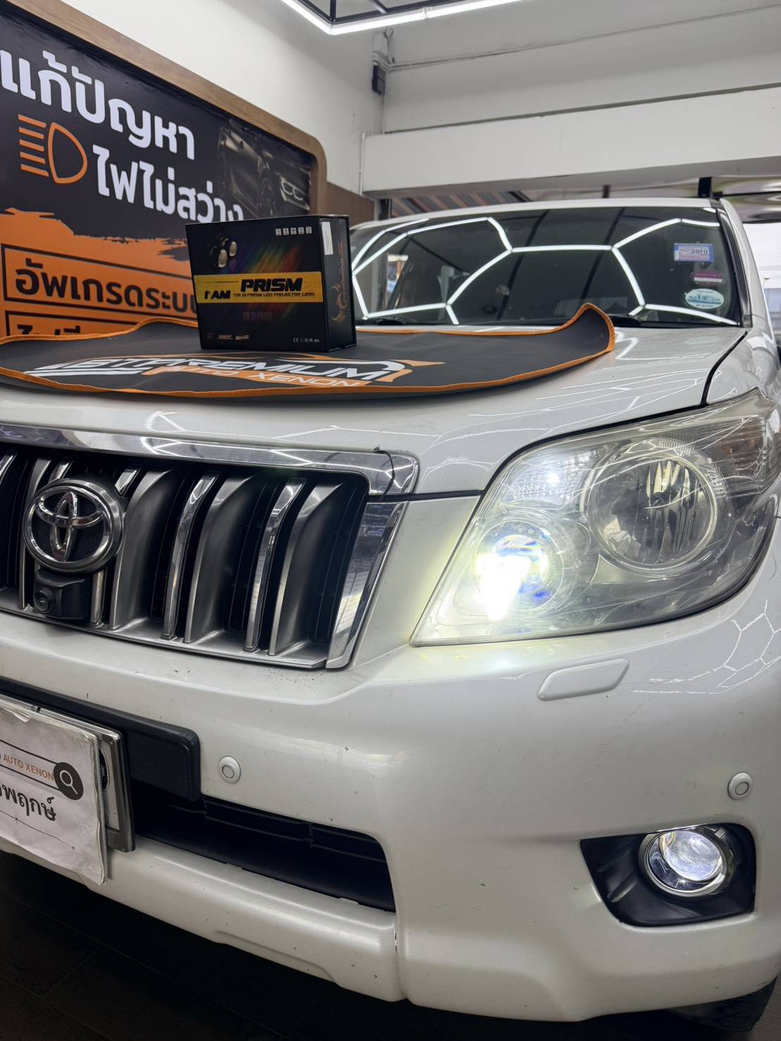 ไฟโปรเจคเตอร์รถยนต์ LED ไฟโปรเจคเตอร์รถยนต์ LED