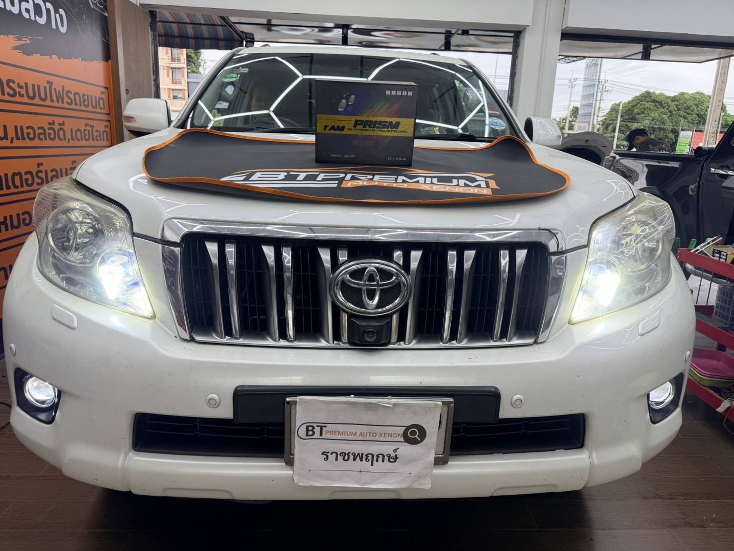 ไฟโปรเจคเตอร์รถยนต์ LED