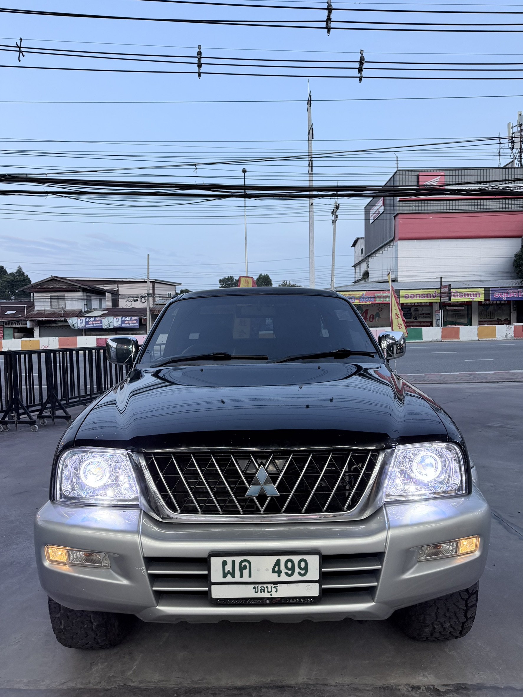 S 8437795 0